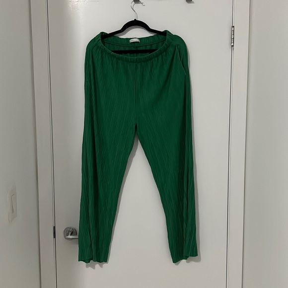 Green pleated lounge pant- OAK + FORT - Picture 2 of 3